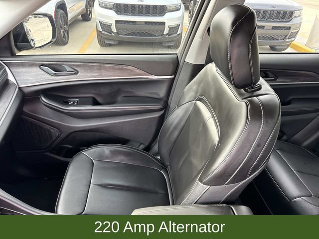 Used 2024 Jeep Grand Cherokee Limited w/ Trailer Tow Package image 18
