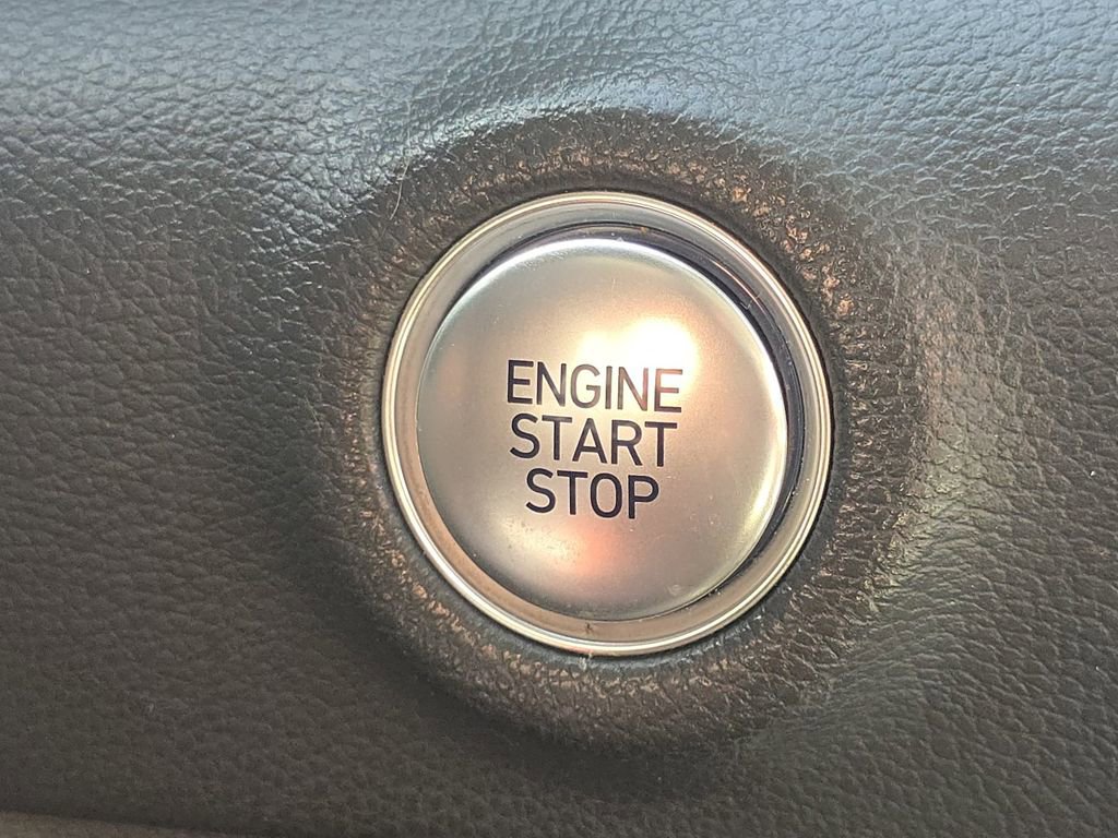 Used 2023 Hyundai Sonata SEL w/ Winter Weather Package image 34