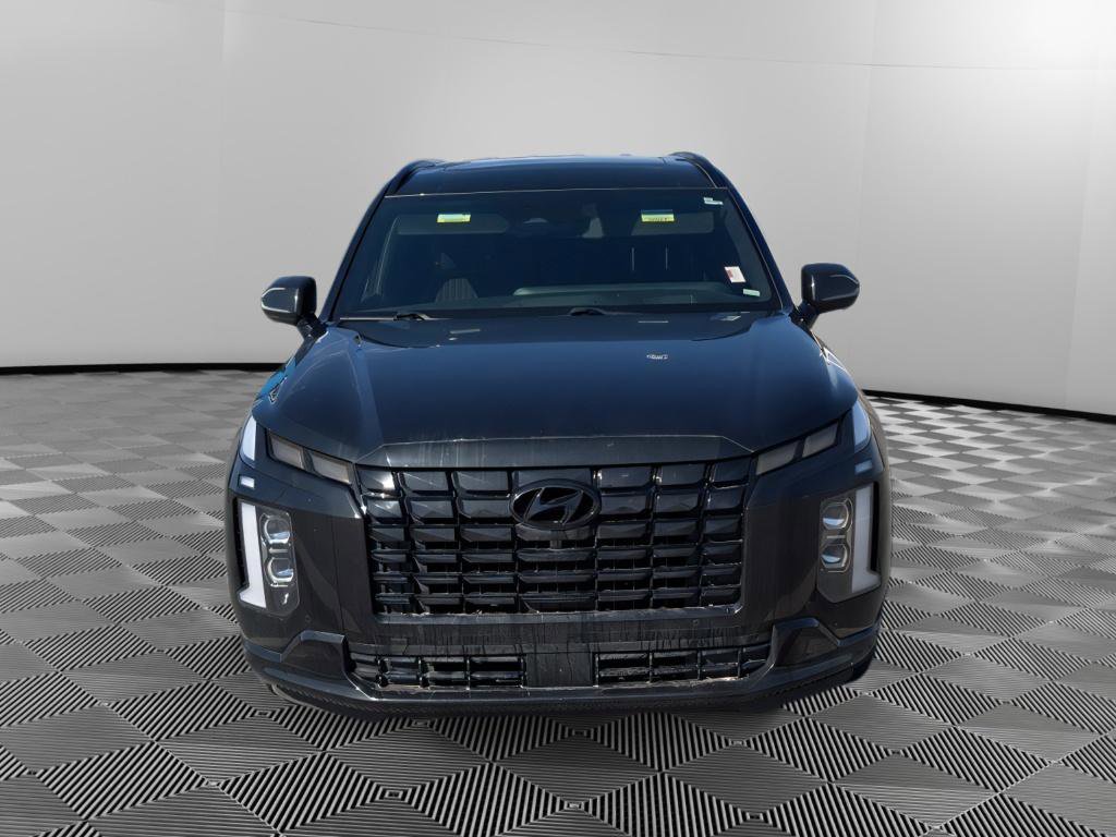 Used 2024 Hyundai Palisade Calligraphy image 2