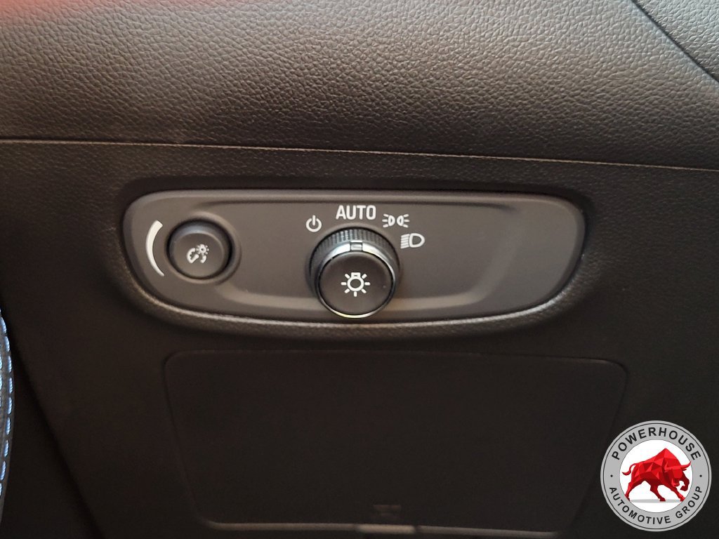 Used 2025 Buick Encore GX Sport Touring w/ Comfort Package AWD/4WD image 27