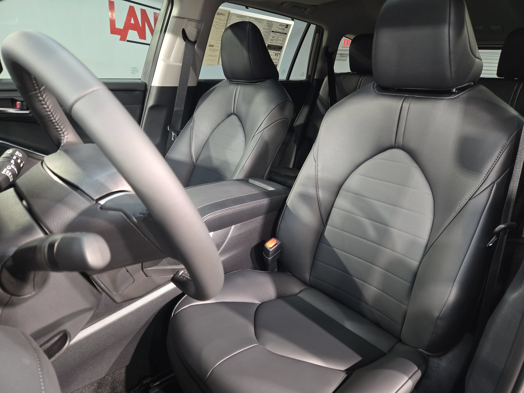 New 2026 Toyota Highlander XLE AWD/4WD image 16