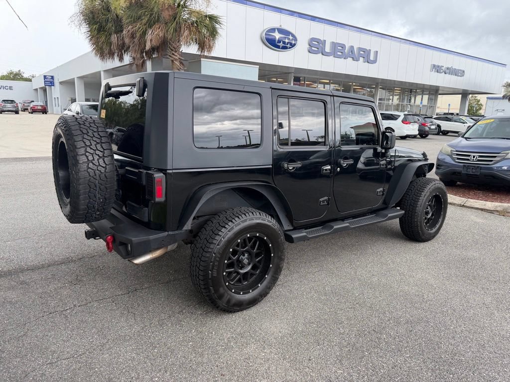 Used 2010 Jeep Wrangler Unlimited Sport AWD/4WD image 3