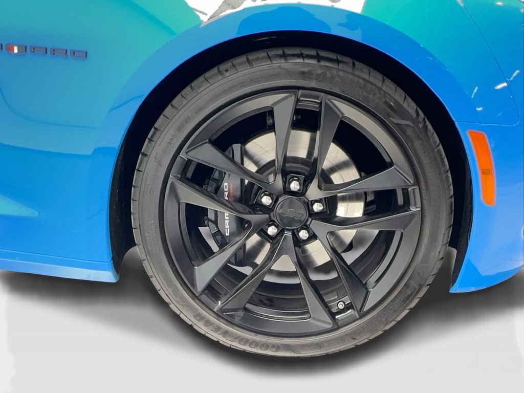 Used 2023 Chevrolet Camaro SS w/ Design Package 1 RWD image 17