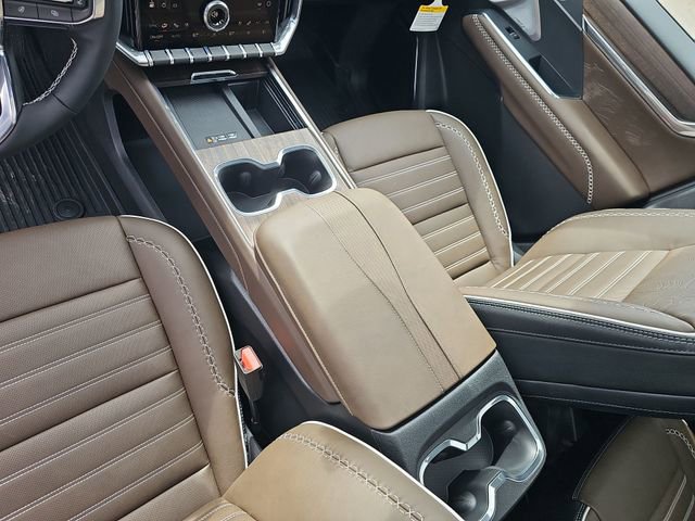 New 2026 GMC Acadia Denali Ultimate w/ LPO, Illumination Package image 24