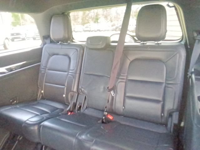 Used 2024 Lincoln Navigator Reserve AWD/4WD image 32