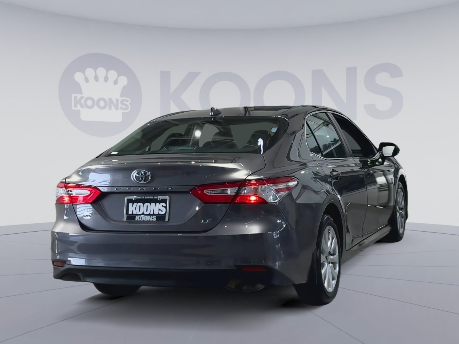 Used 2020 Toyota Camry LE FWD image 12