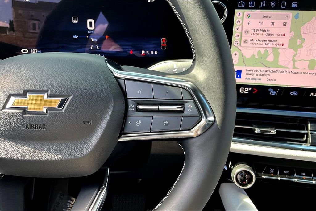 Used 2025 Chevrolet Equinox EV LT image 22