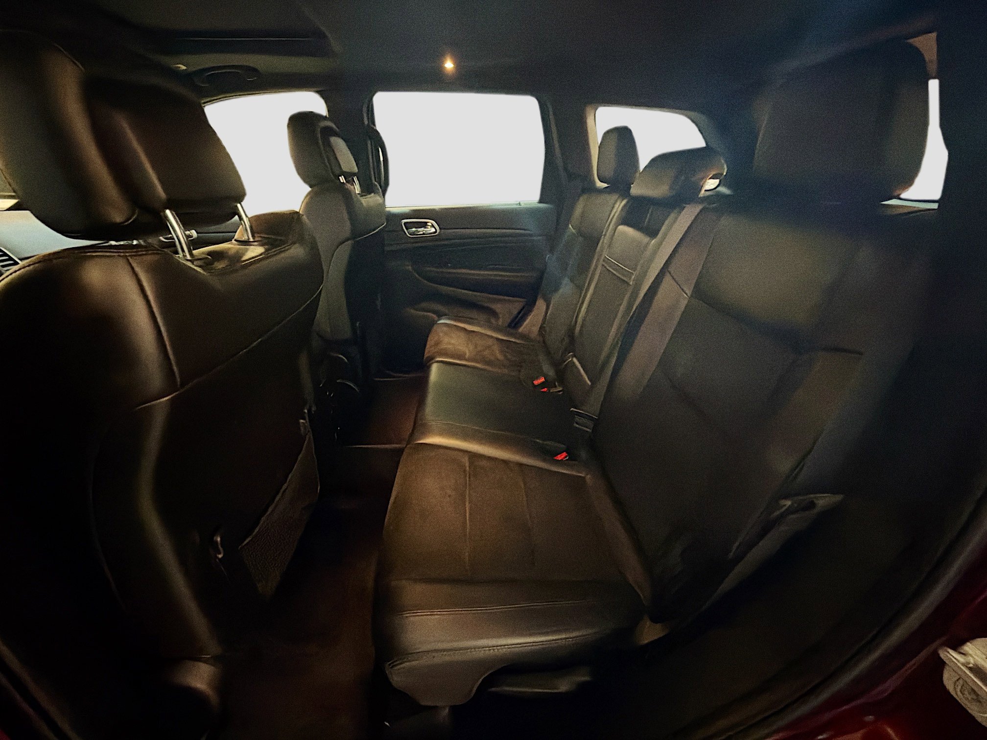 Used 2018 Jeep Grand Cherokee Altitude image 29