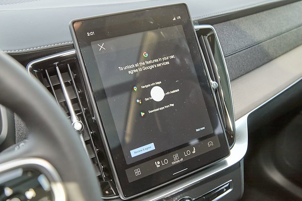 New 2026 Volvo XC90 B6 Plus w/ Protection Package Premier image 14