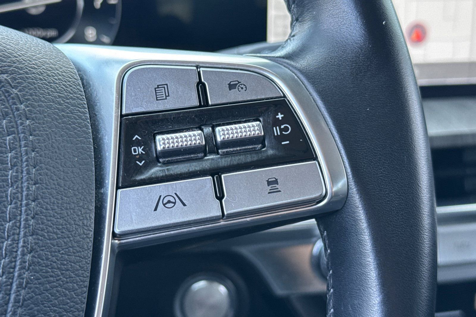 Used 2023 Kia Telluride SX image 34