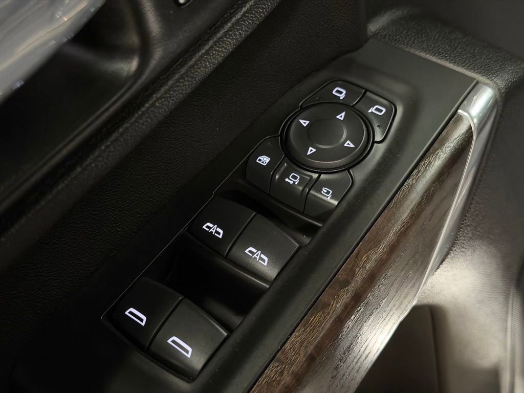 Used 2020 GMC Sierra 3500 Denali w/ Denali Ultimate Package image 40