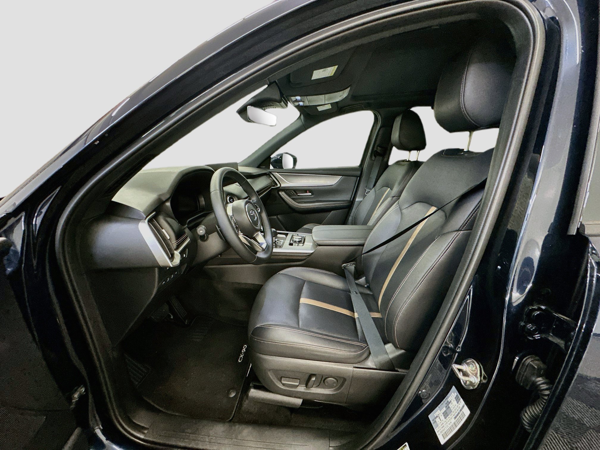 Used 2024 MAZDA CX-90 Plug-In Hybrid w/ Premium Plus AWD/4WD image 13
