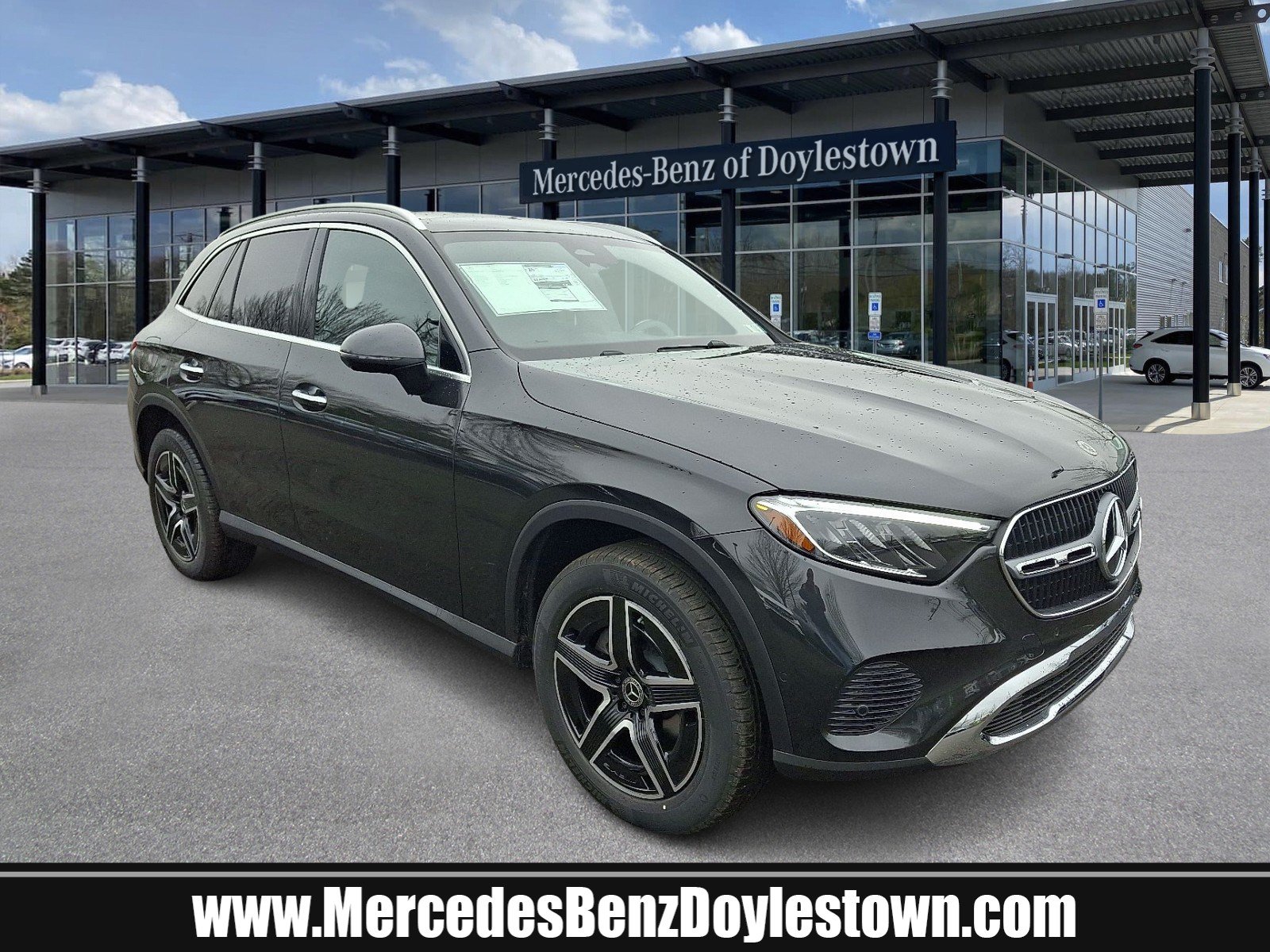 New 2026 Mercedes-Benz GLC 300 4MATIC image 1
