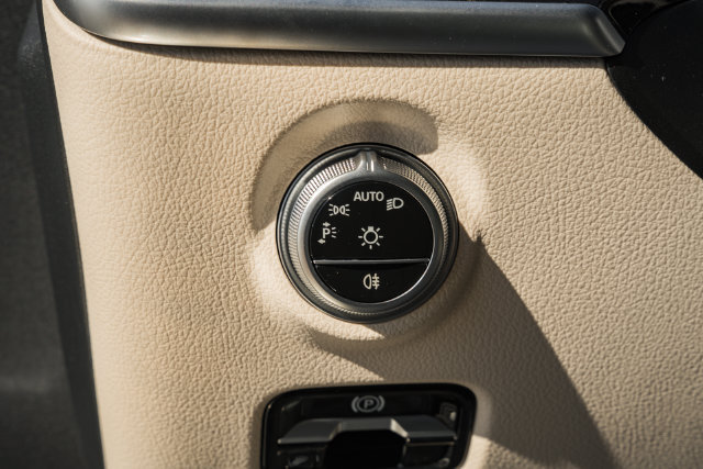 New 2027 Mercedes-Benz C 300 4MATIC Sedan image 41