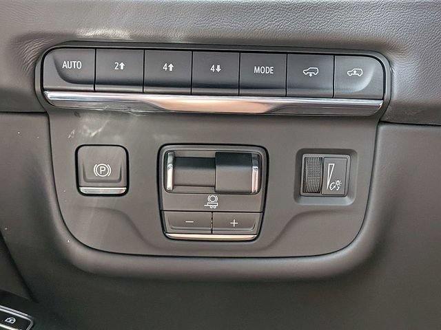 Certified 2026 Cadillac Escalade Platinum Sport AWD/4WD image 31