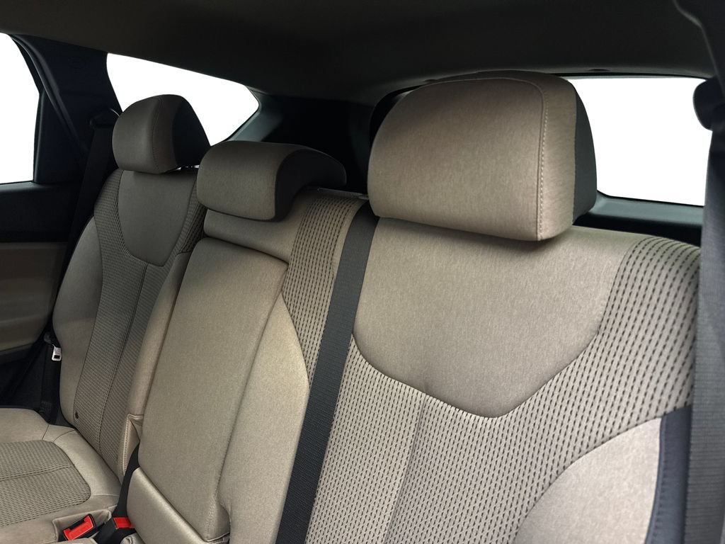 Used 2023 Hyundai Santa Fe SEL FWD image 34