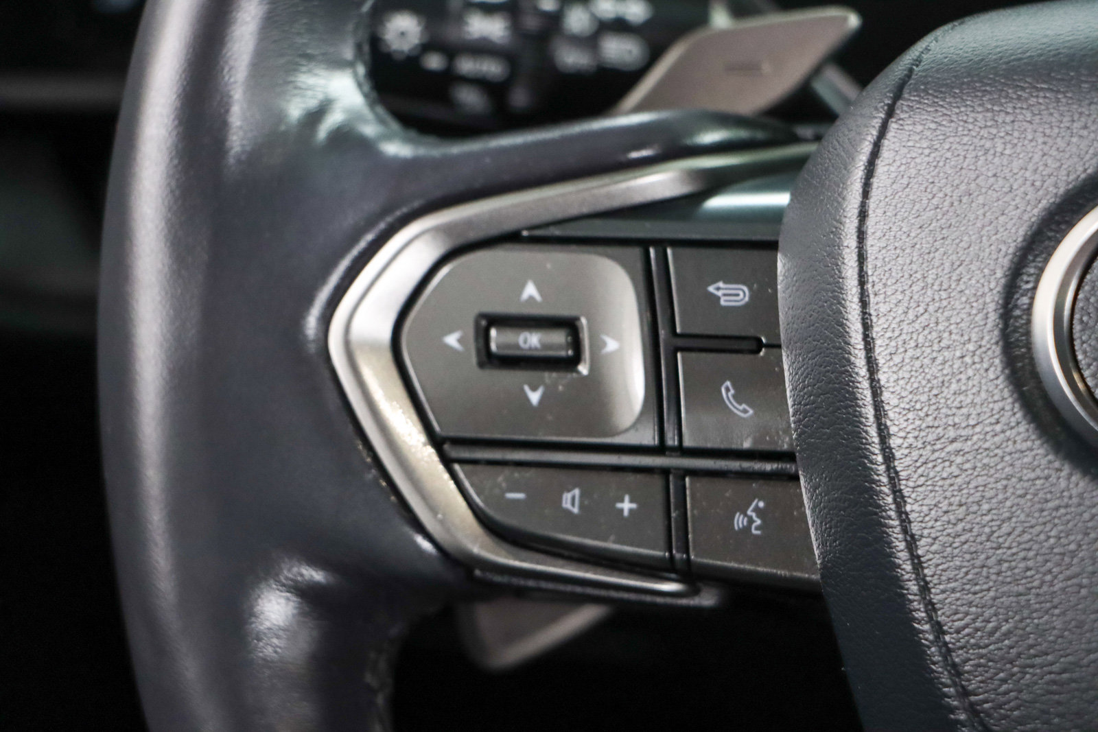 Used 2025 Lexus TX 350 AWD w/ Technology Package image 13