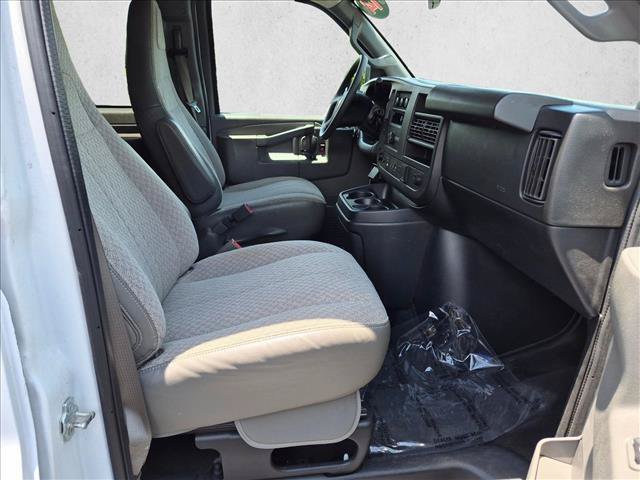 Used 2019 Chevrolet Express 3500 LT w/ LT Preferred Equipment Group RWD image 19