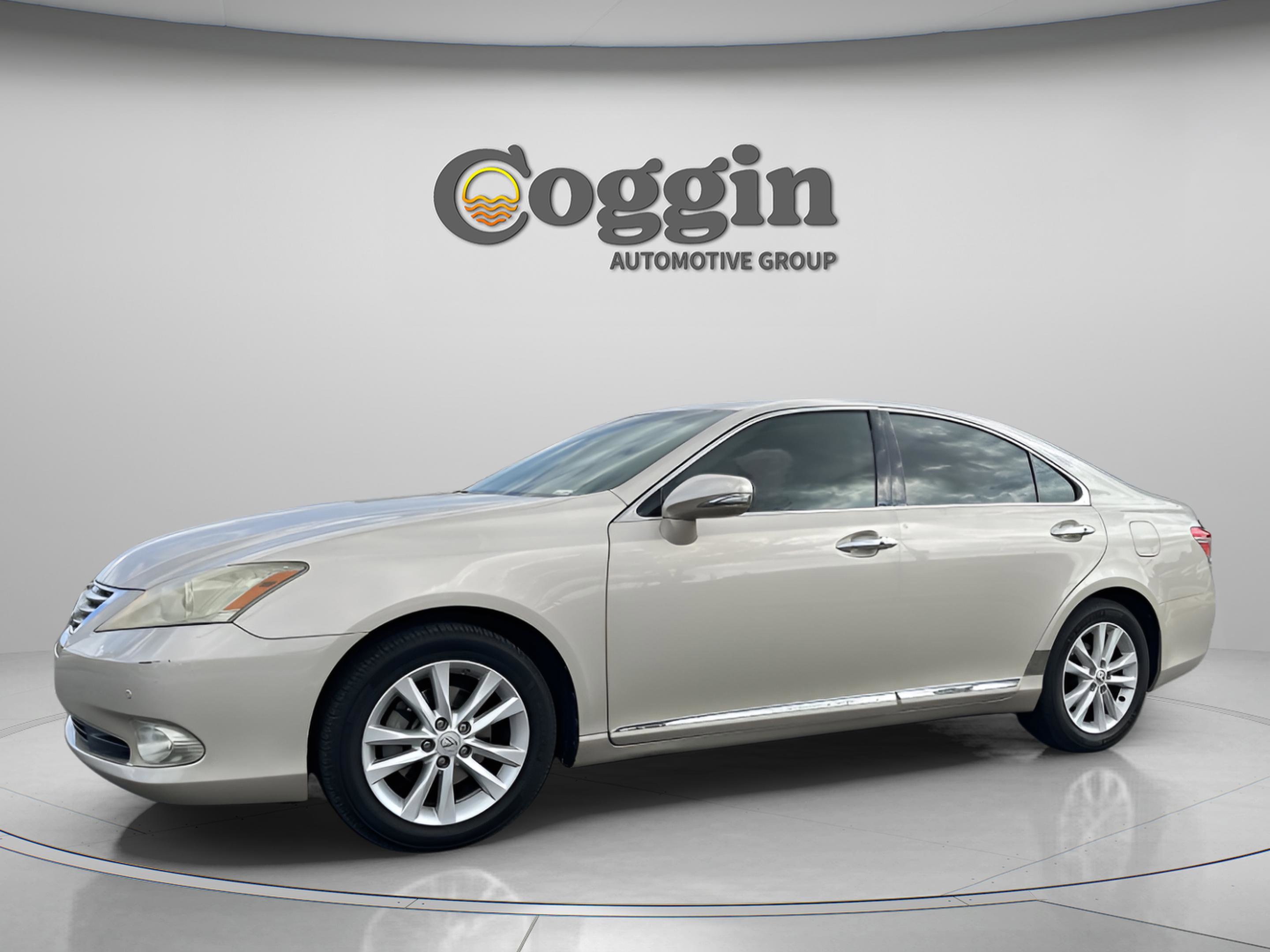 Used 2010 Lexus ES 350 image 2