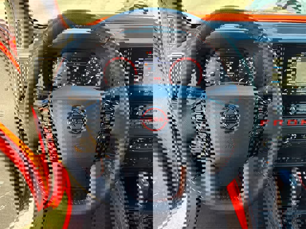 Used 2025 Nissan Frontier Pro-X w/ Pro Convenience Package image 21