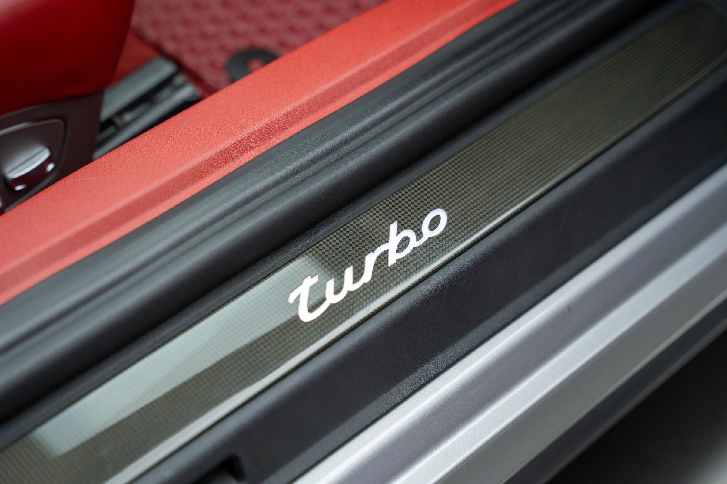 Used 2015 Porsche 911 Turbo image 36