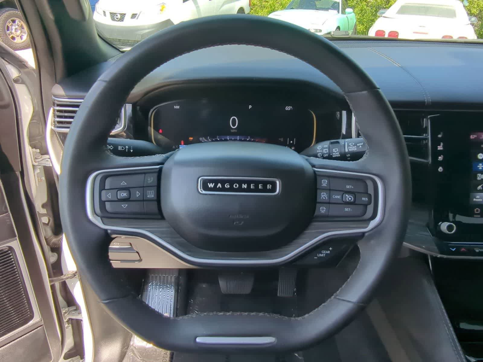 Used 2022 Jeep Wagoneer Series III w/ Premium Group I AWD/4WD image 21