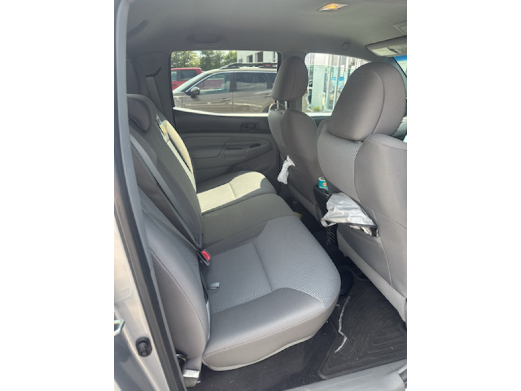 Used 2015 Toyota Tacoma 4x4 Double Cab w/ TRD Sport Package image 8