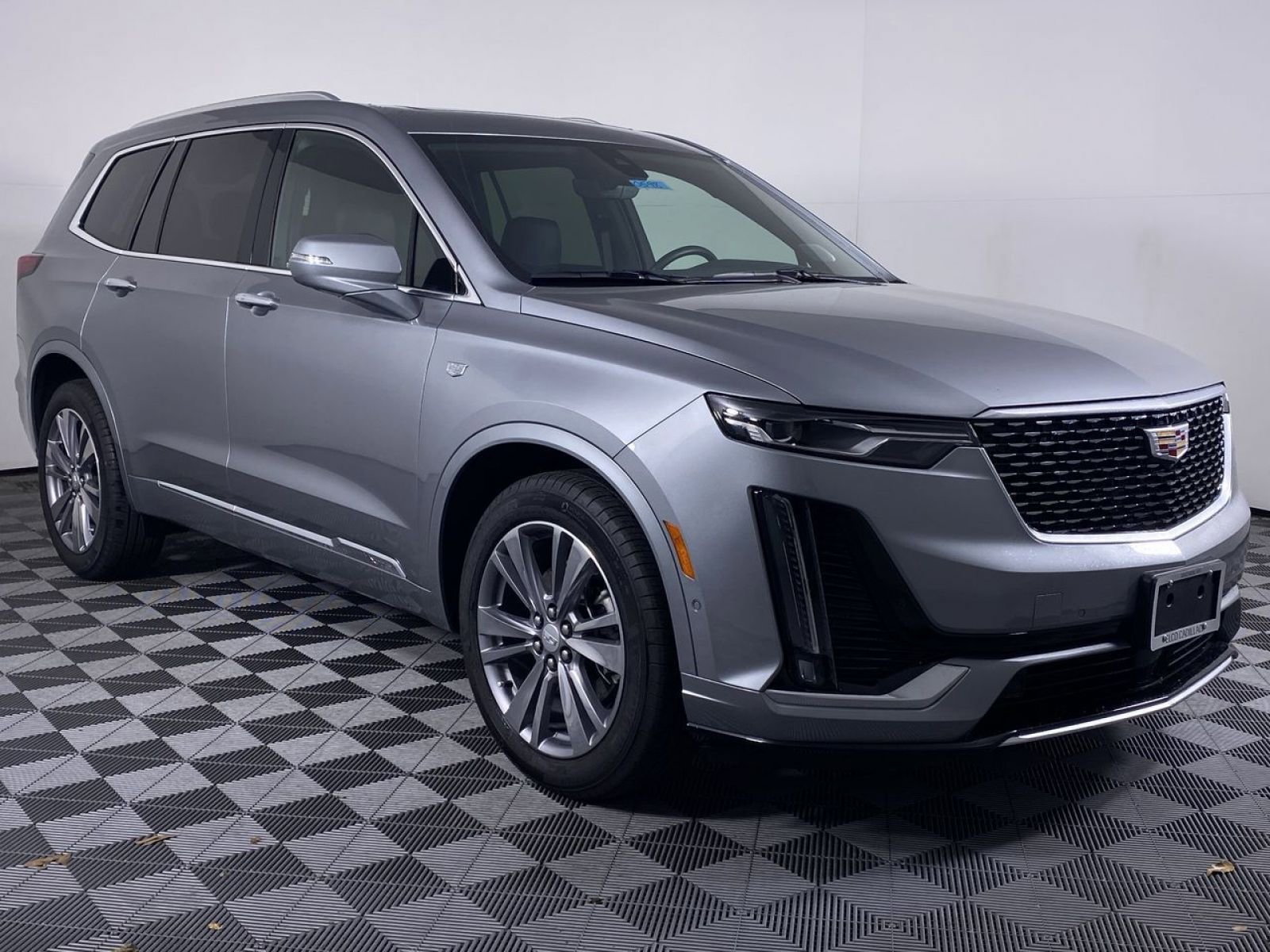 New 2025 Cadillac XT6 Premium Luxury w/ Technology Package FWD image 22
