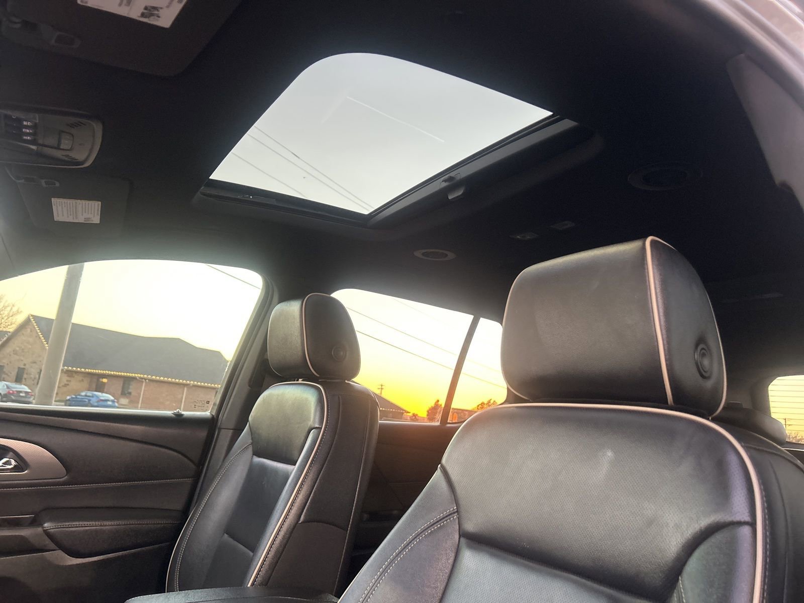 Used 2023 Chevrolet Traverse Premier w/ LPO, Cargo Package image 10