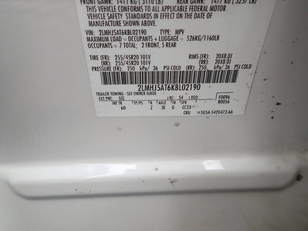 Used 2019 Lincoln MKT AWD image 37