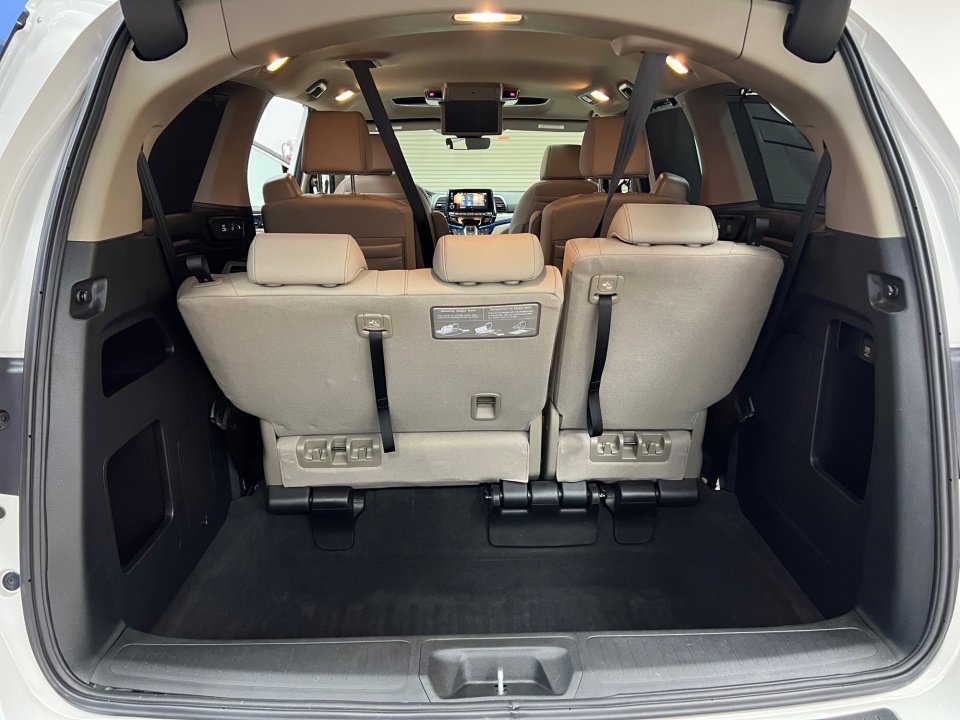 Used 2023 Honda Odyssey Touring image 15