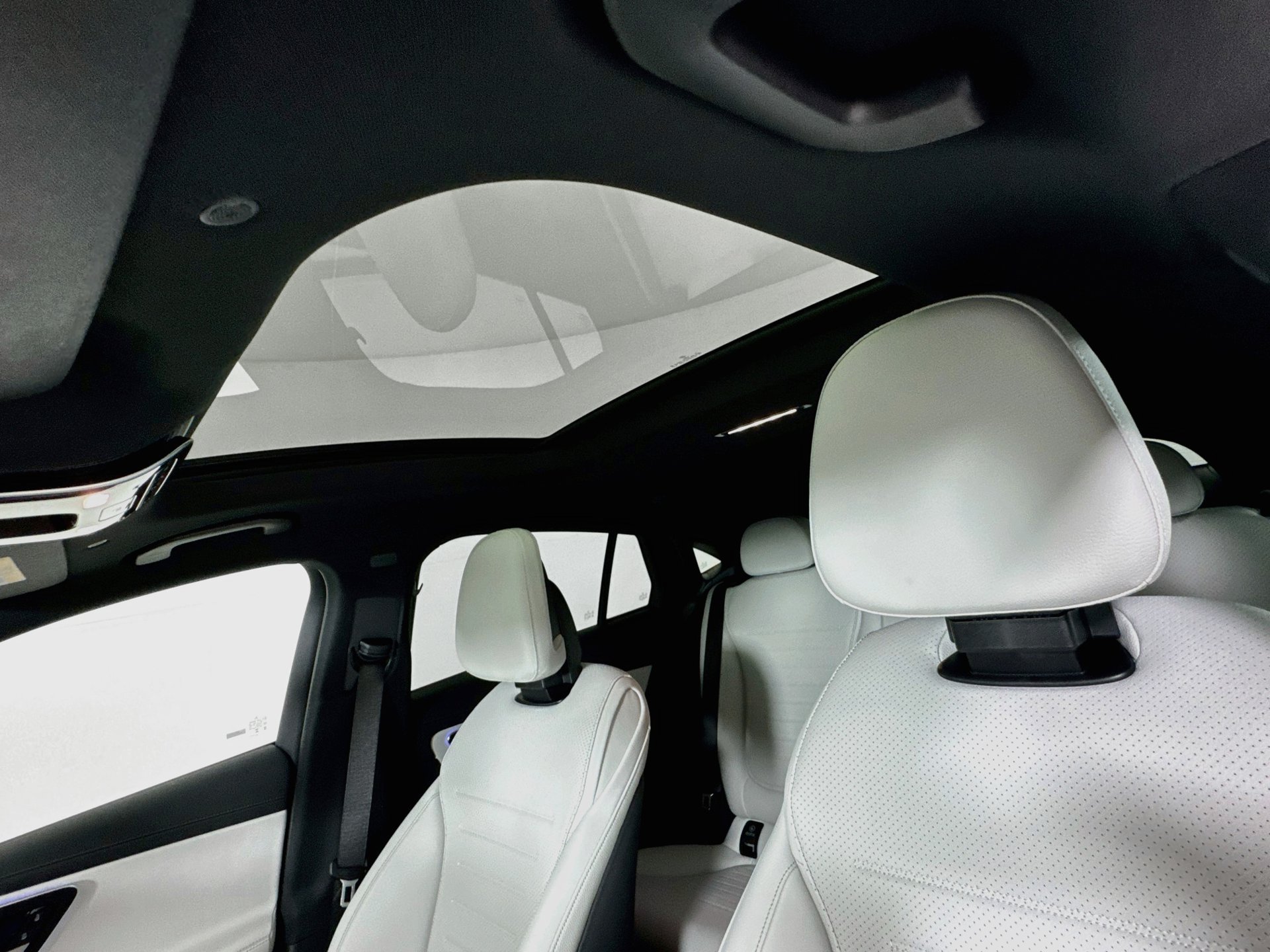 New 2027 Mercedes-Benz GLC 300 4MATIC image 24