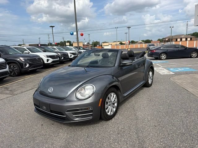 Used 2018 Volkswagen Beetle 2.0T S FWD image 17