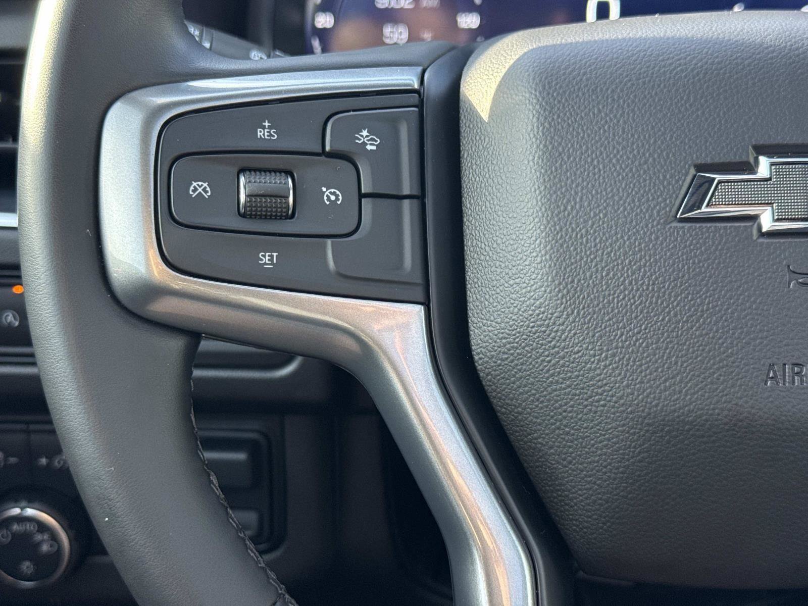 Used 2023 Chevrolet Suburban Z71 w/ Max Trailering Package image 9