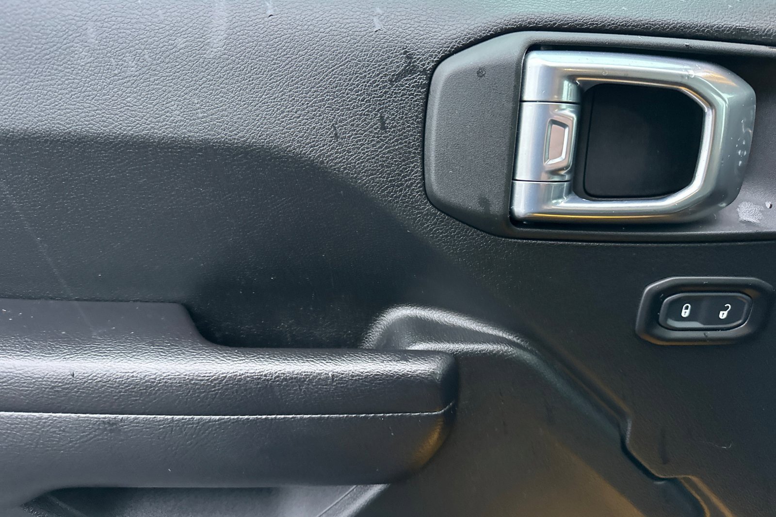 Used 2021 Jeep Wrangler Unlimited Sport image 10