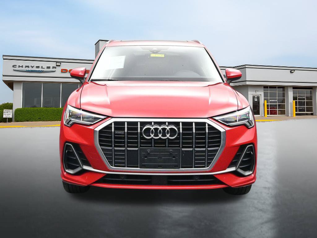 Used 2024 Audi Q3 2.0T Premium AWD/4WD image 8