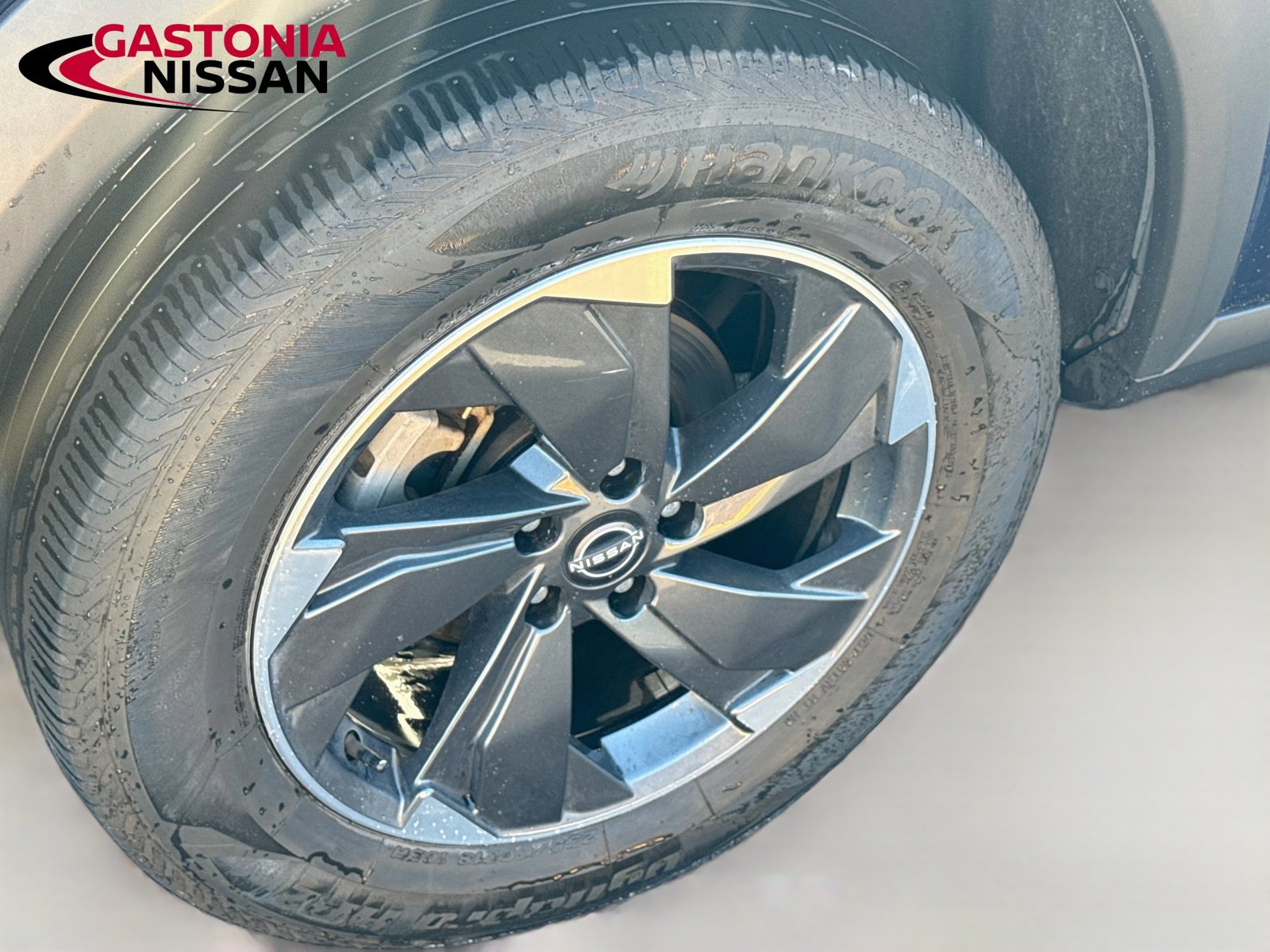 Used 2025 Nissan Rogue SV AWD/4WD image 22