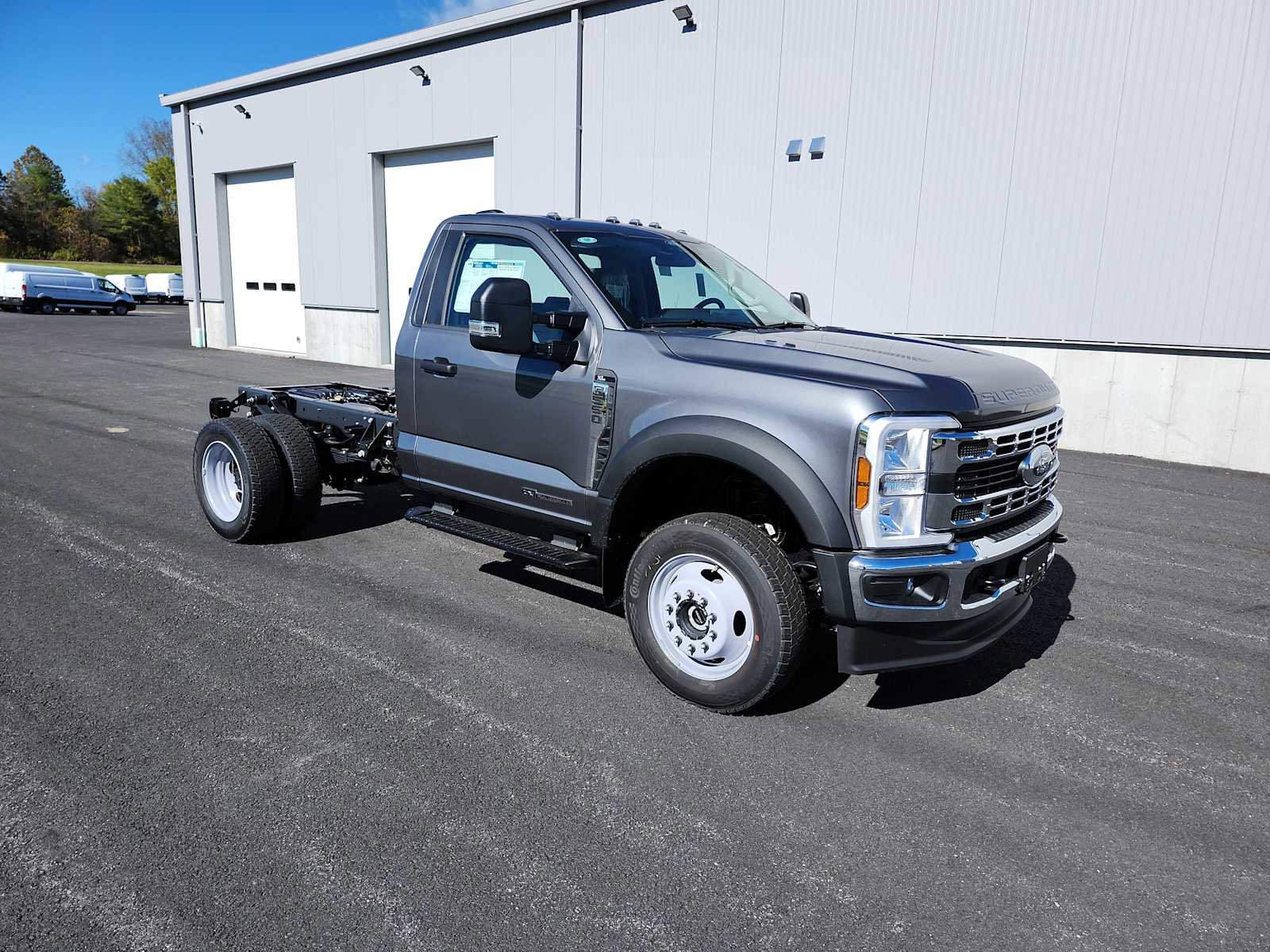 New 2026 Ford F550 4x4 Regular Cab Super Duty image 1