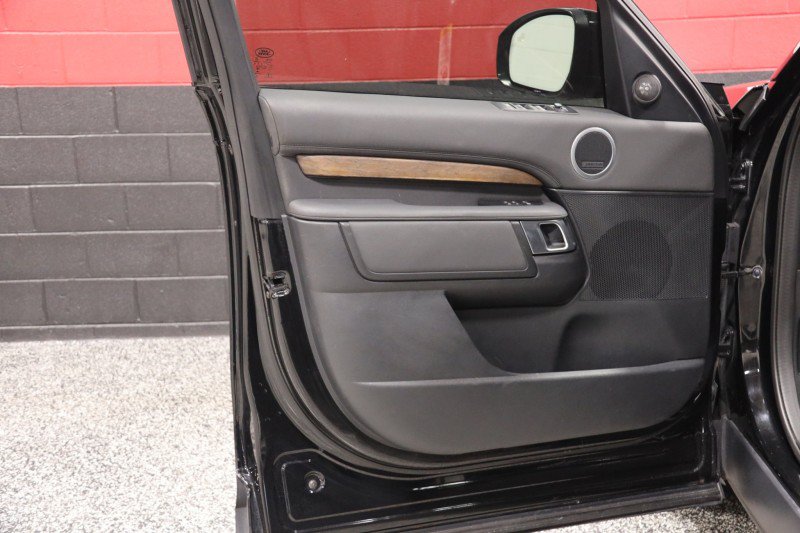 Used 2020 Land Rover Discovery HSE AWD/4WD image 34