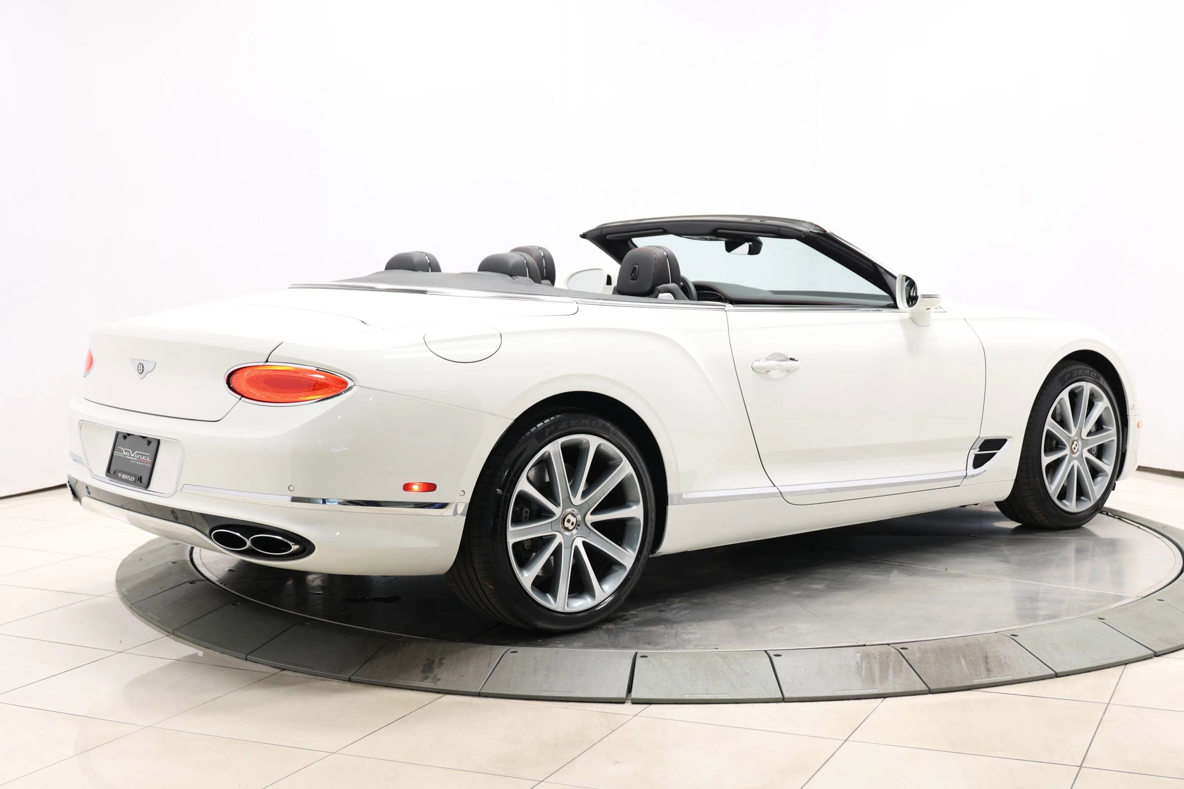 Used 2020 Bentley Continental GT V8 image 5