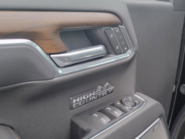 New 2026 Chevrolet Silverado 1500 High Country w/ Technology Package image 7
