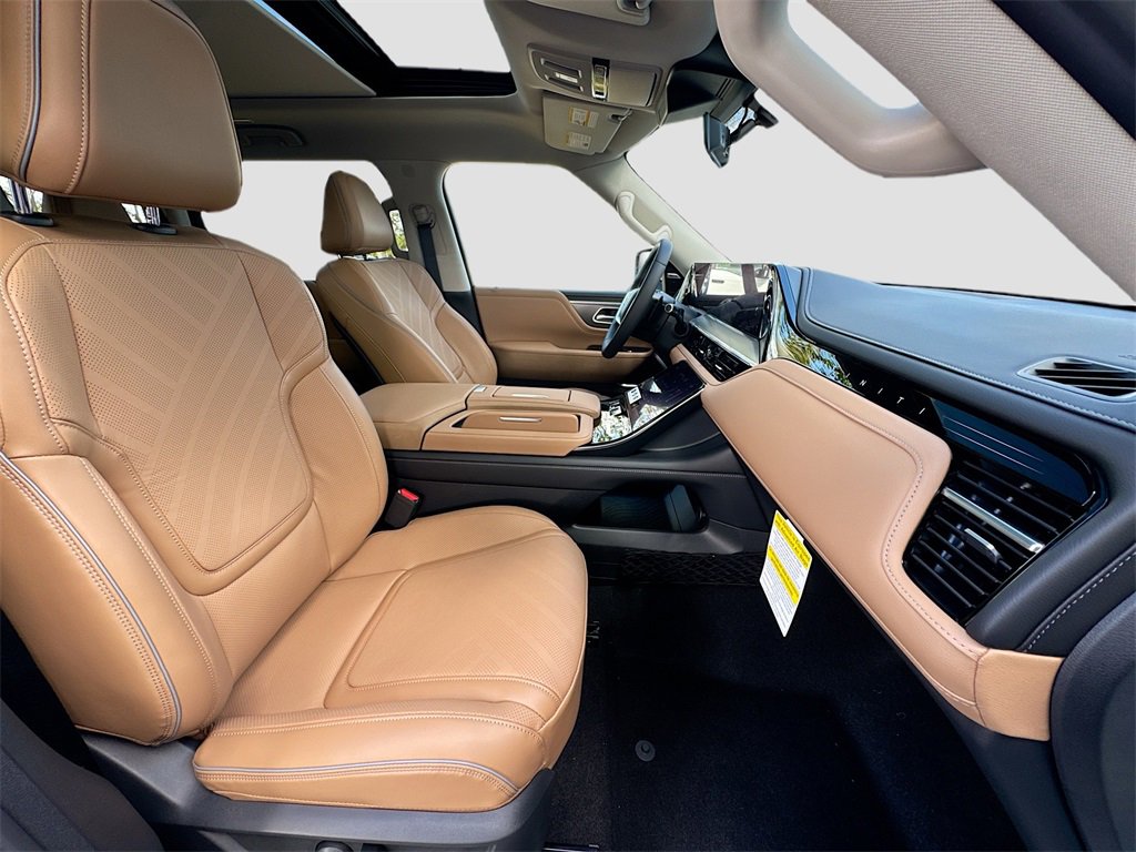 New 2026 INFINITI QX80 Luxe w/ Cargo Package image 31