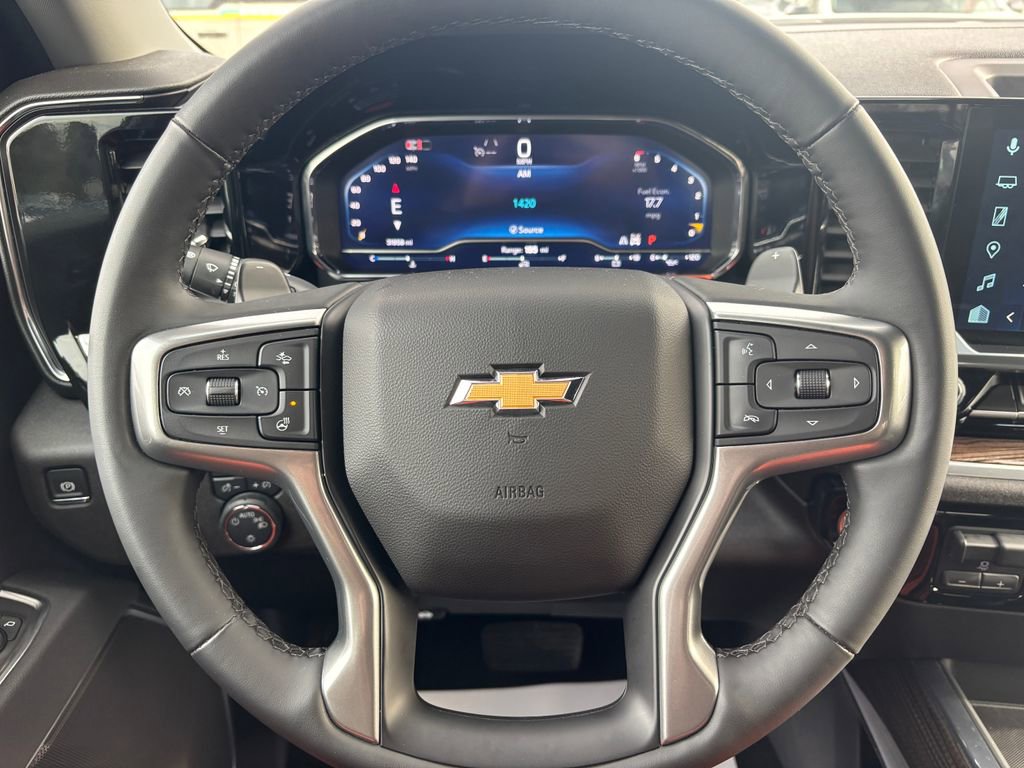 Used 2025 Chevrolet Silverado 1500 LT w/ Leather Package image 30