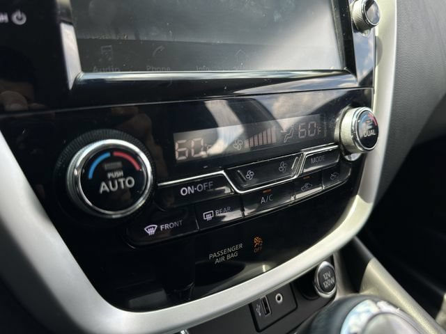Used 2018 Nissan Murano SL w/ Midnight Edition Package FWD image 29