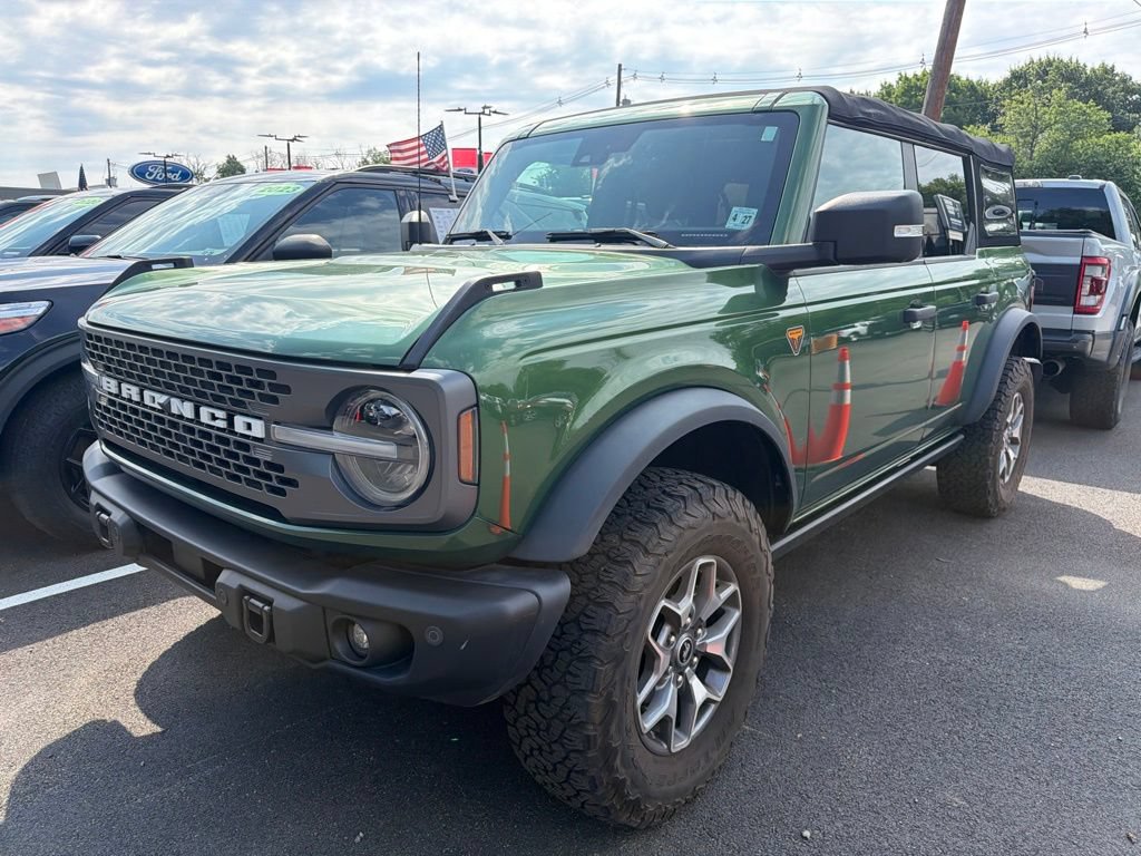 Used 2022 Ford Bronco Badlands AWD/4WD image 2