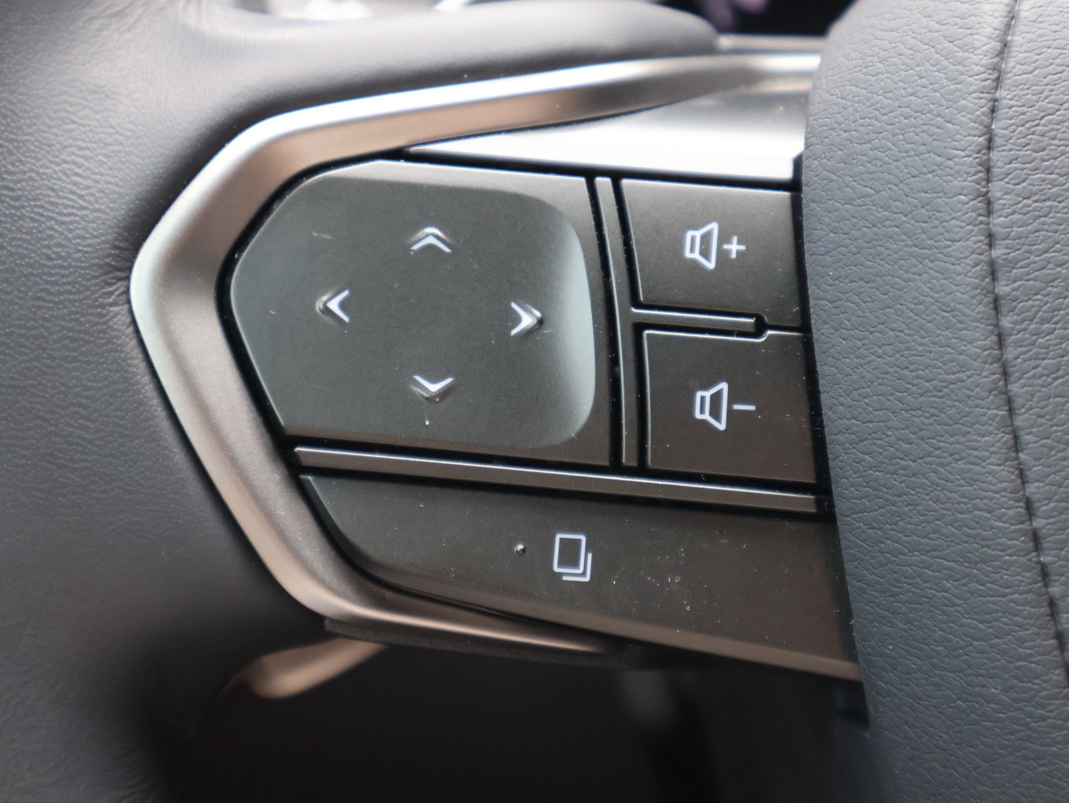 Used 2024 Lexus RX 350 w/ Convenience Package AWD/4WD image 14
