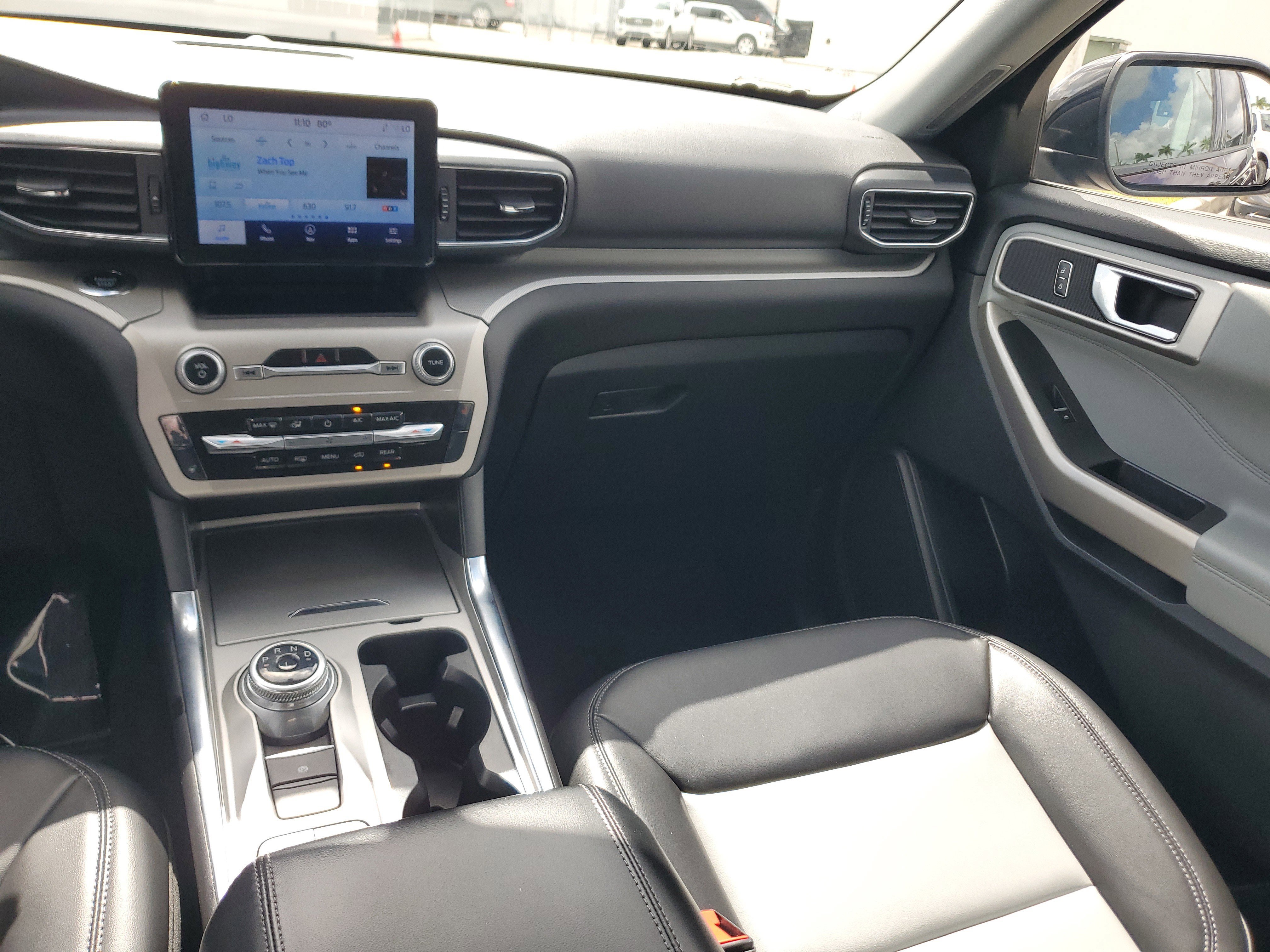 Used 2023 Ford Explorer XLT w/ Equipment Group 202A image 20