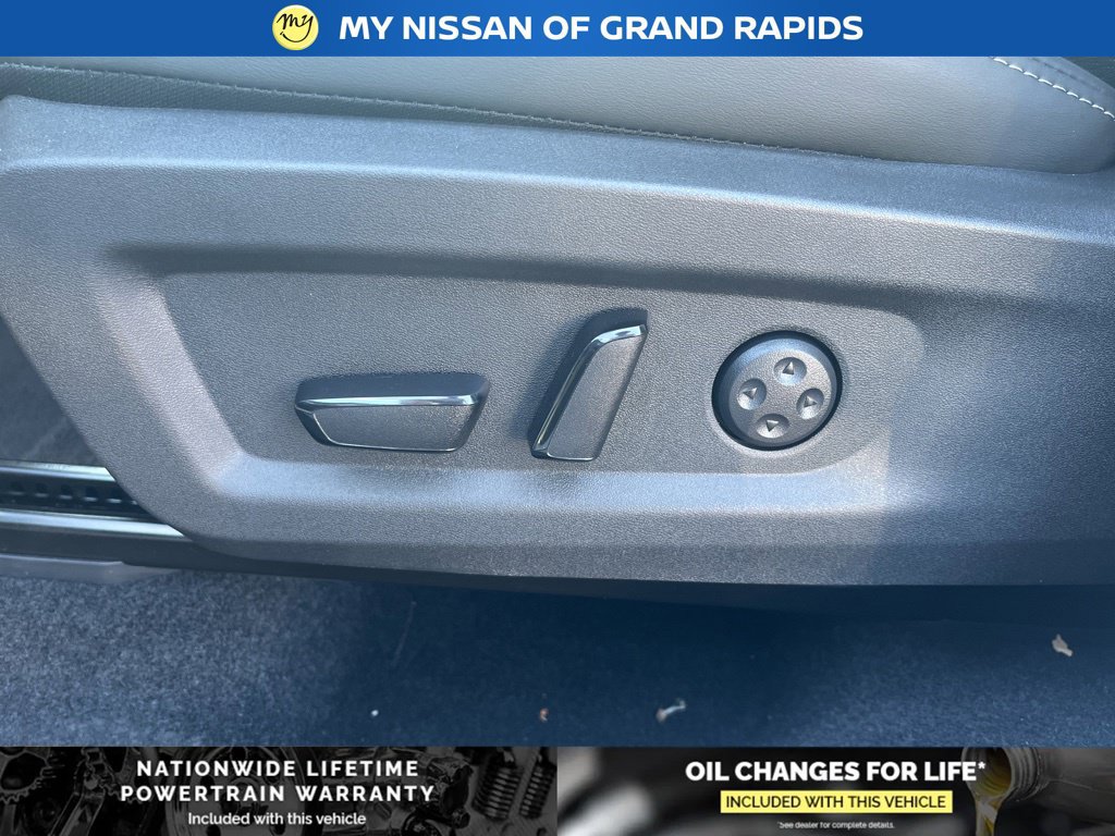 New 2026 Nissan Murano Platinum w/ Cargo Package AWD/4WD image 13