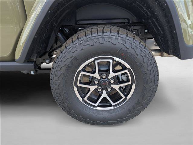 New 2026 Jeep Gladiator Rubicon w/ Steel Power Dome Hood Package AWD/4WD image 17
