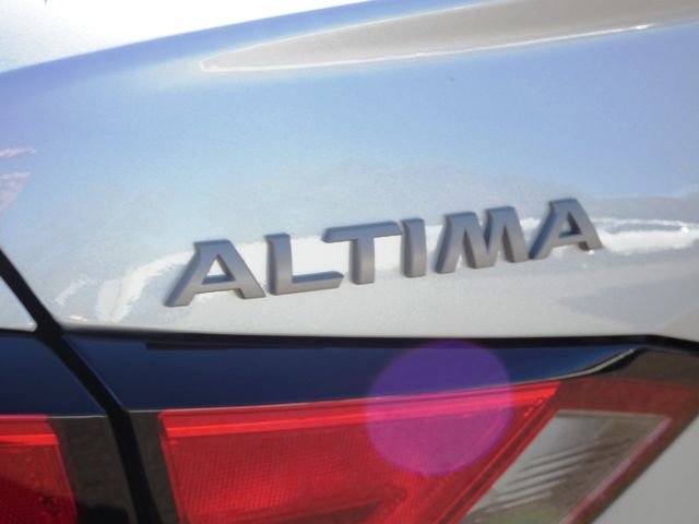 New 2025 Nissan Altima 2.5 SL AWD/4WD image 11